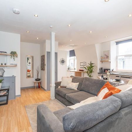Vibrant City Centre Living Aberdeen Ngoại thất bức ảnh
