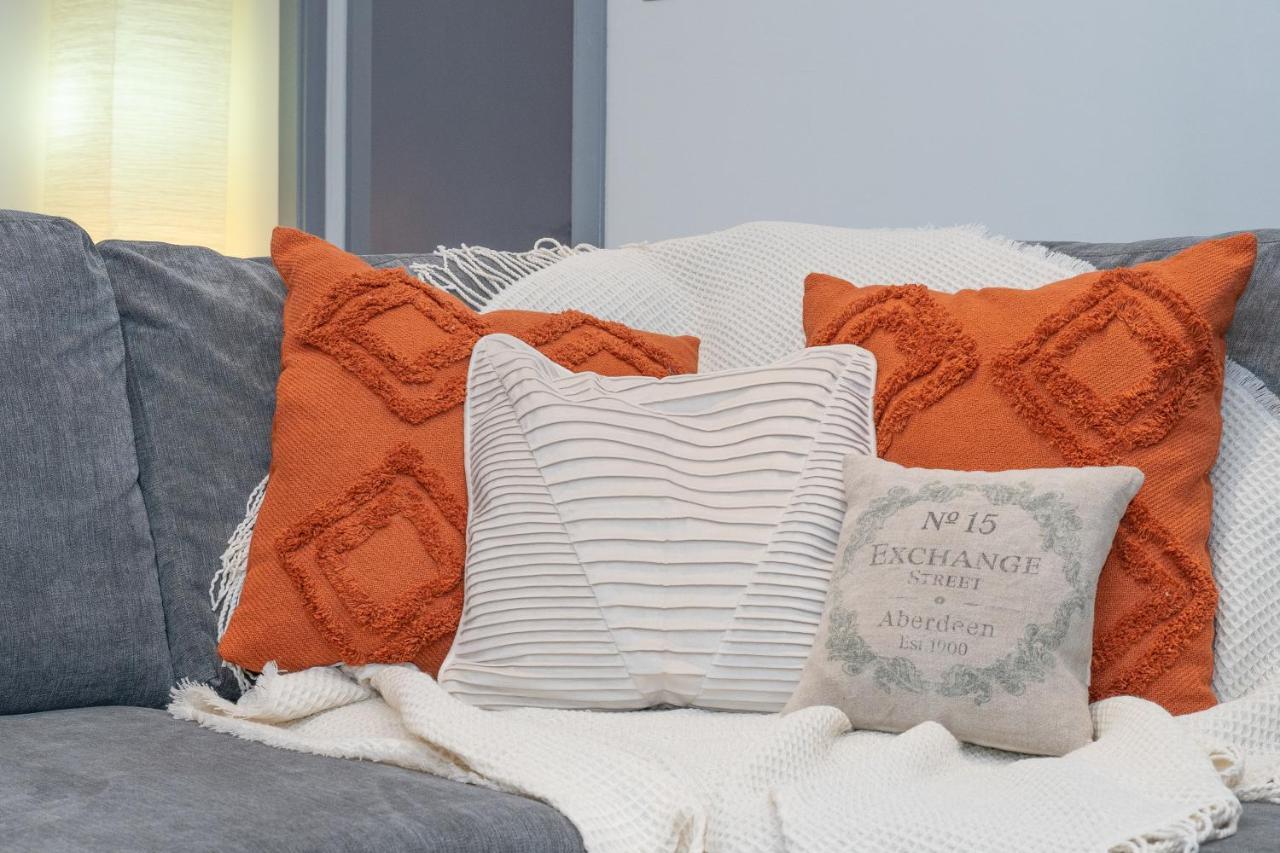 Vibrant City Centre Living Aberdeen Ngoại thất bức ảnh